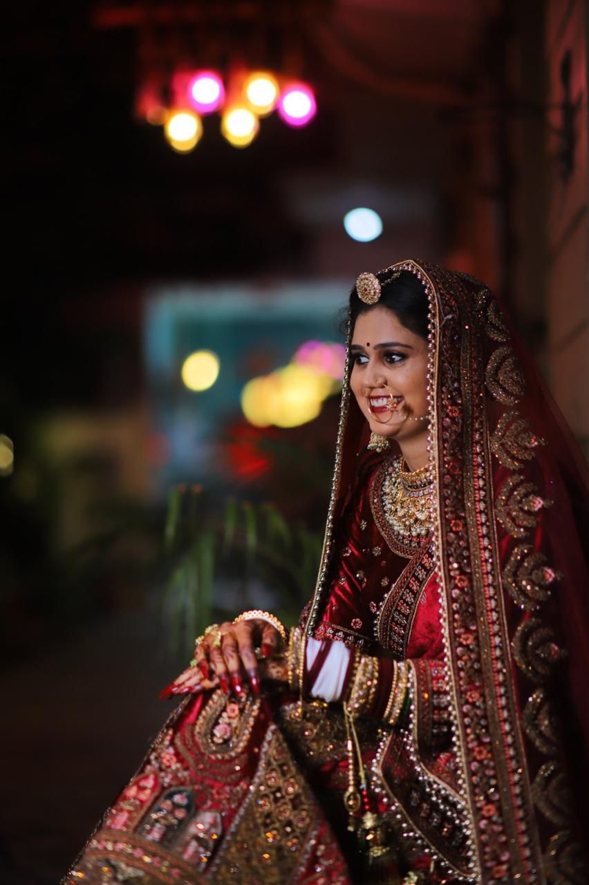 Traditional bridal look with detailed jewelry