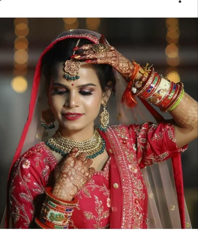 Modern bridal glam look